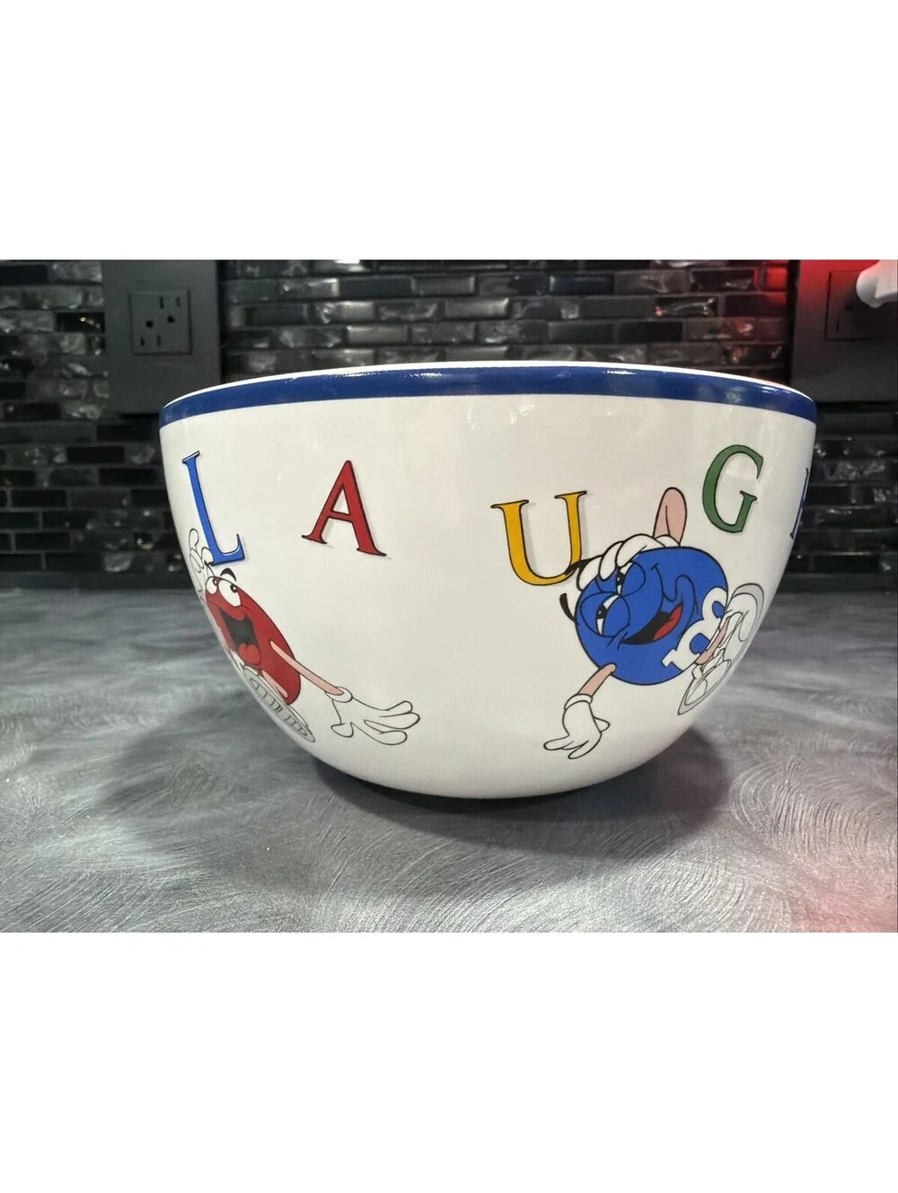 kitchenware vintage M&M Laughing It Up Bowl From 2000